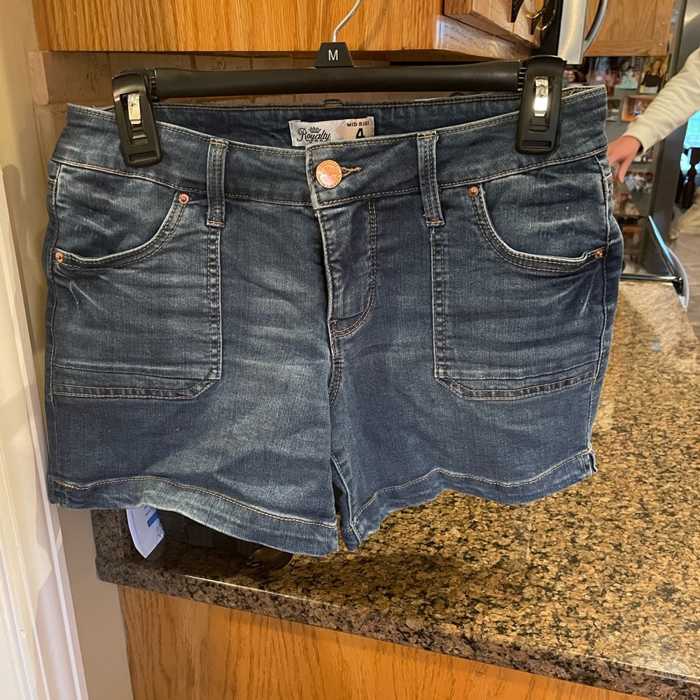 Royalty mid rise jean shorts size 4